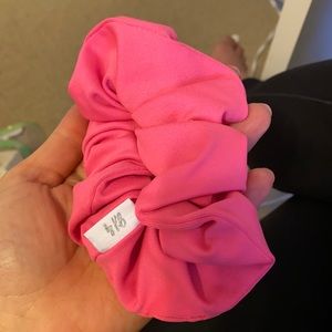 Hot pink Dew Scrunchie